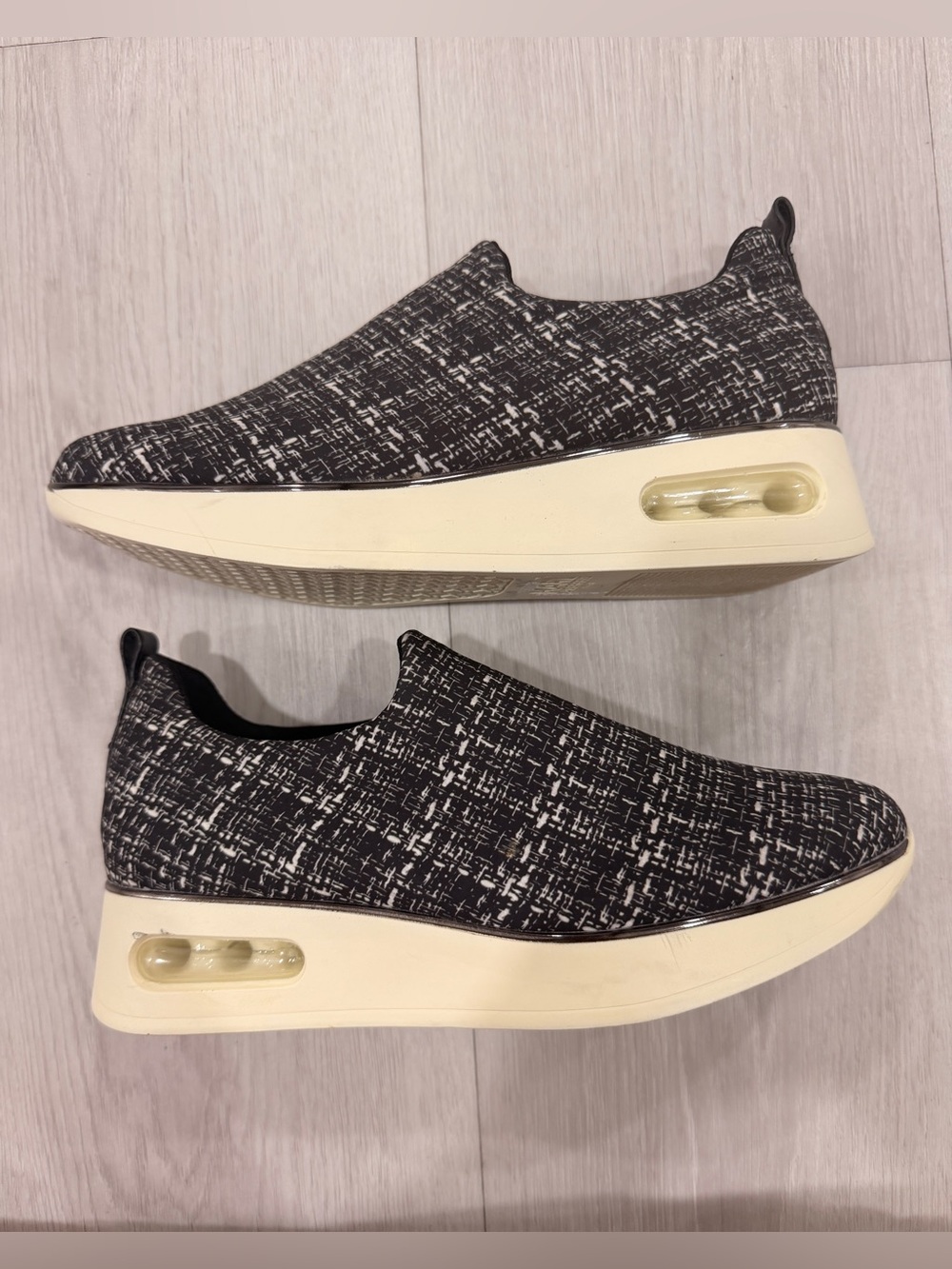 Karl Lagerfeld Paris Slip On Sneakers Air Cushion Platform Black White 6.5